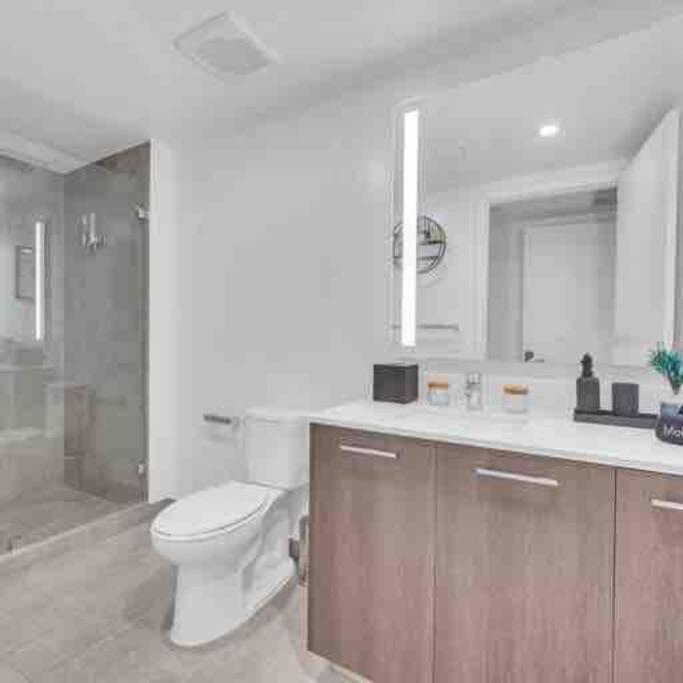 Spacious 2 Beds With Ocean View 마이애미 외부 사진