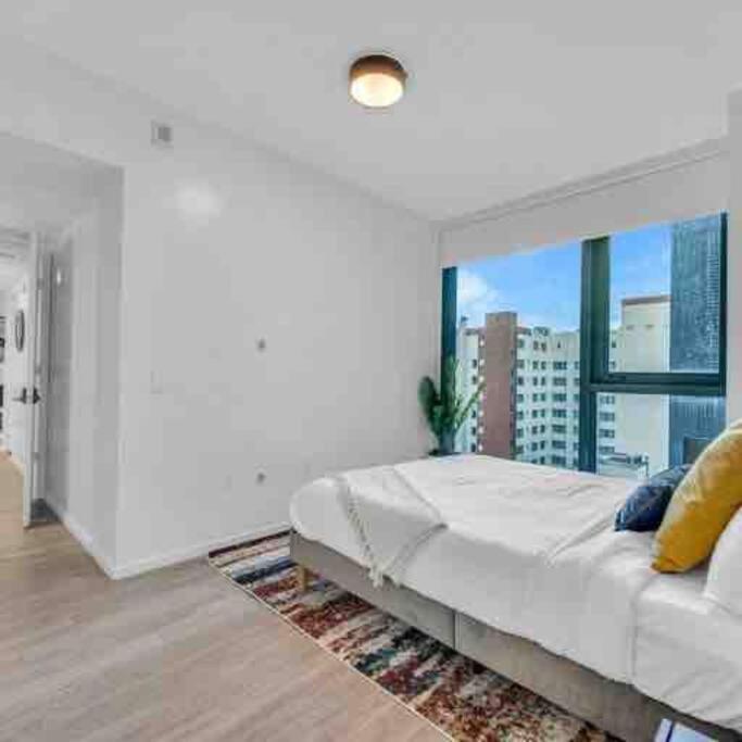 Spacious 2 Beds With Ocean View 마이애미 외부 사진